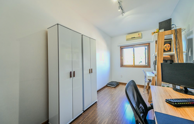 Imagem 10: CASA RESIDENCIAL em Porto Alegre - RS, Tristeza