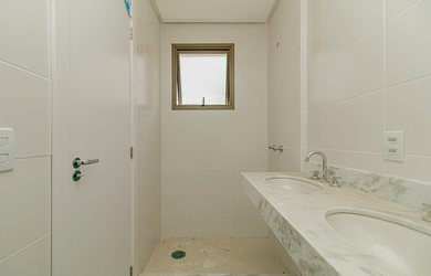 Imagem 4: Casa de condomínio à venda em Porto Alegre, Jardim Itu, com 4 quartos,...