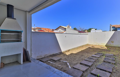 Imagem 16: Casa à venda em Porto Alegre-RS, bairro Ipanema: 3 quartos, 1 suíte, 3 banheiros, 2 vagas