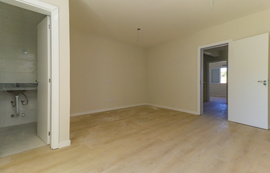 Imagem 12: Casa à venda em Porto Alegre-RS, bairro Ipanema: 3 quartos, 1 suíte, 3 banheiros, 2 vagas