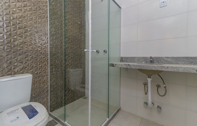 Imagem 11: Casa à venda em Porto Alegre-RS, bairro Ipanema: 3 quartos, 1 suíte, 3 banheiros, 2 vagas