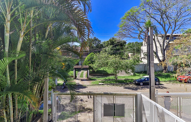 Imagem 9: Casa à venda em Porto Alegre-RS, bairro Ipanema: 3 quartos, 1 suíte, 3 banheiros, 2 vagas