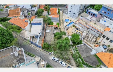 Imagem 2: na Rua Aecri. 