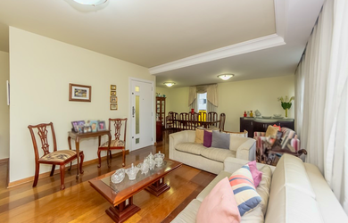 Imagem: O apartamento possui 3 Dormitórios, 1 Suíte, 5 Banheiros