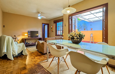 Imagem: O apartamento possui 3 Dormitórios, 1 Suíte, 2 Banheiros