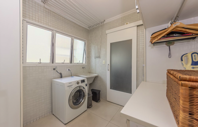 Imagem 2: 4 dormitórios na Rua Doutor Brasílio Machado