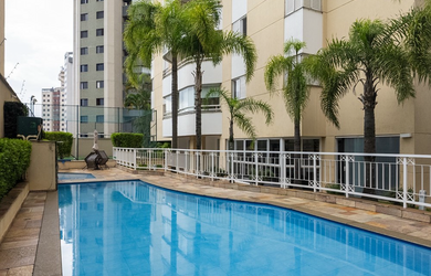 Imagem 2: 3 dormitórios na Rua Correia De Lemos