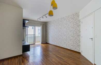 Imagem: O apartamento possui 3 Dormitórios, 1 Suíte, 2 Banheiros