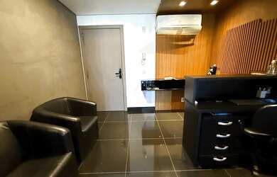 Imagem: A sala comercial possui 1 Banheiro, 1 Vaga na garagem, 48m²