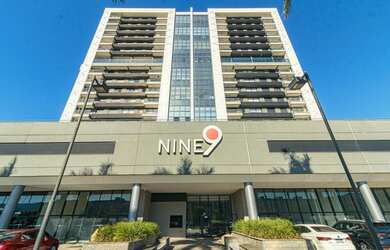 Imagem: O apartamento possui 2 Dormitórios, 1 Suíte, 2 Banheiros