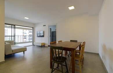 Imagem: O apartamento possui 4 Dormitórios, 2 Suítes, 4 Banheiros