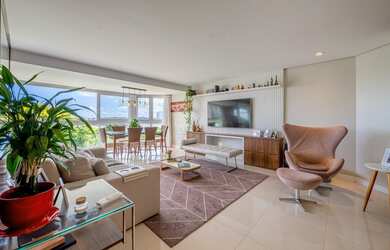 Imagem: O apartamento possui 3 Dormitórios, 1 Suíte, 3 Banheiros