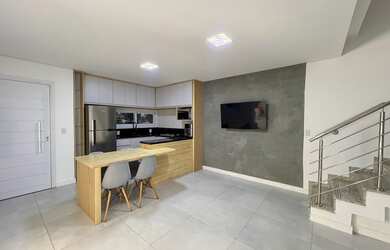 Imagem: A casa em condomínio possui 3 Dormitórios, 1 Suíte, 4 Banheiros