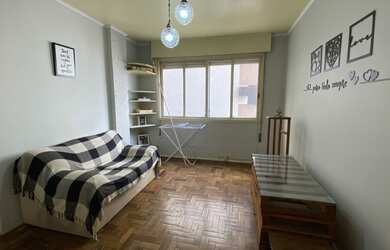 Imagem: O apartamento possui 1 Dormitório, 1 Banheiro, 41m² de Área