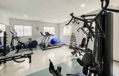 Imagem 11: 3 dormitórios, 1 suítes, 4 banheiro, 2 vagas na garagem, 126M² de Área...