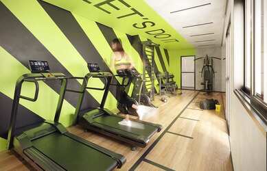 Imagem 8: Start Park Jabaquara. Piscina, Churrasqueira, 1 Banheiroe1 Dormitório