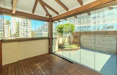 Imagem: O apartamento na cobertura possui 2 Dormitórios, 3 Banheiros