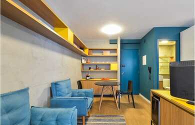 Imagem: O apartamento possui 1 Dormitório, 1 Banheiro, 1 Vaga na garagem