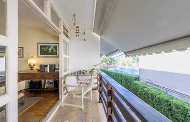 Imagem: A casa em condomínio possui 3 Dormitórios, 1 Suíte, 3 Banheiros