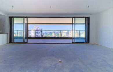 Imagem: O apartamento possui 4 Dormitórios, 4 Suítes, 6 Banheiros