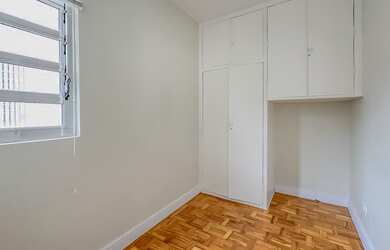 Imagem: O apartamento à venda possui 2 Dormitórios, 2 Banheiros, 1