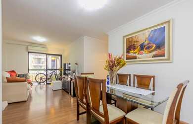 Imagem: O apartamento possui 3 Dormitórios, 1 Suíte, 4 Banheiros