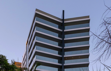 Imagem 2: Voga - Voga. Piscina, Churrasqueira, 5 Vagas na garageme4 Dormitórios