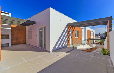 Imagem: A casa em condomínio possui 2 Dormitórios, 1 Suíte, 2 Banheiros