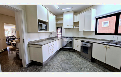 Imagem 7: 4 dormitórios na Rua Prof. Alexandre Correia