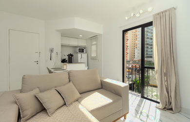 Imagem: O apartamento possui 1 Dormitório, 1 Suíte, 1 Banheiro, 1