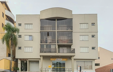 Imagem: O apartamento possui 2 Dormitórios, 1 Suíte, 3 Banheiros