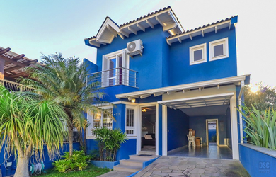 Imagem: A casa em condomínio possui 3 Dormitórios, 1 Suíte, 3 Banheiros