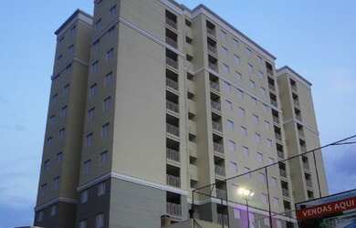 Imagem: O apartamento possui 3 Dormitórios, 1 Suíte, 2 Banheiros