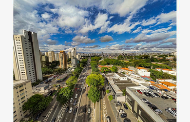 Imagem 8: na Avenida Jandira. 