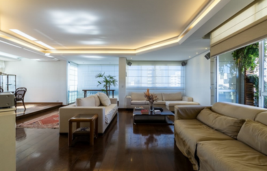 Imagem: O apartamento possui 4 Dormitórios, 2 Suítes, 5 Banheiros