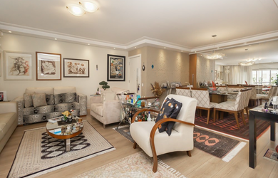 Imagem: O apartamento à venda possui 4 Dormitórios, 2 Suítes, 4 Banheiros