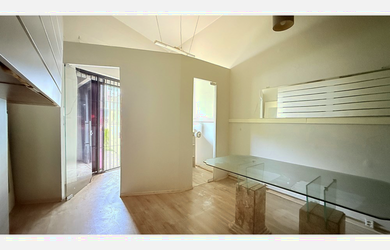 Imagem: A sala comercial possui 1 Banheiro, 35m² de Área e está