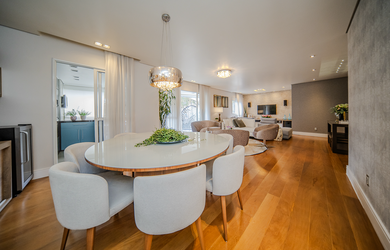 Imagem: O apartamento possui 3 Dormitórios, 3 Suítes, 4 Banheiros