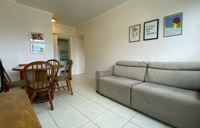 Imagem: O apartamento possui 1 Dormitório, 1 Banheiro, 1 Vaga na garagem