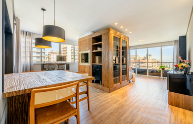 Imagem: O apartamento possui 2 Dormitórios, 1 Suíte, 5 Banheiros