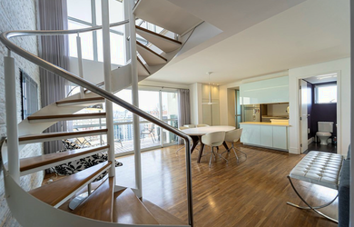 Imagem: O apartamento possui 1 Dormitório, 1 Suíte, 3 Banheiros, 2