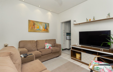 Imagem: A casa possui 3 Dormitórios, 1 Suíte, 2 Banheiros, 1 Vaga