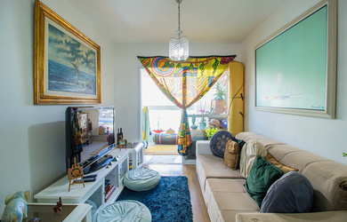 Imagem: O apartamento possui 2 Dormitórios, 1 Suíte, 2 Banheiros