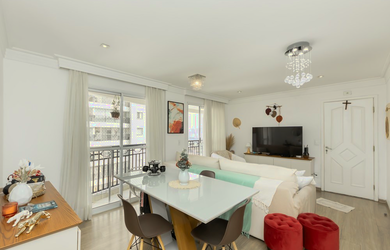 Imagem: O apartamento possui 3 Dormitórios, 1 Suíte, 2 Banheiros