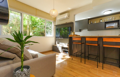 Imagem: O apartamento possui 2 Dormitórios, 1 Suíte, 2 Banheiros