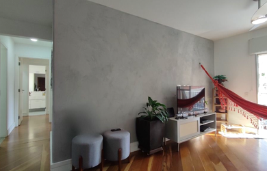 Imagem: O apartamento possui 2 Dormitórios, 1 Suíte, 2 Banheiros