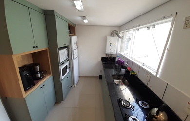 Imagem: O apartamento possui 2 Dormitórios, 2 Banheiros, 1 Vaga na