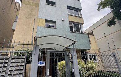 Imagem: O apartamento possui 1 Dormitório, 1 Suíte, 2 Banheiros, 2