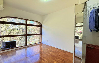 Imagem: O apartamento possui 3 Dormitórios, 1 Suíte, 5 Banheiros