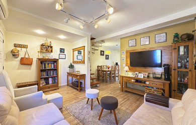 Imagem: A casa em condomínio possui 3 Dormitórios, 1 Suíte, 2 Banheiros